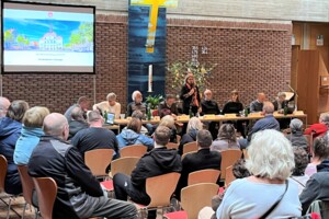 Gut besuchte Informationsveranstaltung in Kaltenmoor: Fragen und Antworten zum Thema Fernwärme