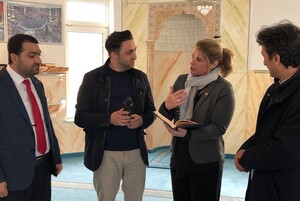 Oberbürgermeisterin besucht Moschee der Türkisch-Islamischen Gemeinde