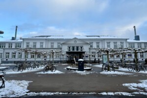 Bahnbaustelle: Bahnhof für Autos nur noch aus Süden erreichbar – Für Fußgänger:innen wird ein Treppenturm eingerichtet
