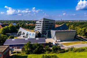 „Schule zum Wohlfühlen“: 1. Lüneburger Bildungskonferenz am 17. Februar im Zentralgebäude der Leuphana Universität